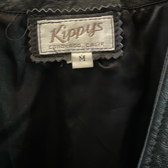 Adorable Kippy’s leather jacket. Medium - Picture 5 of 8